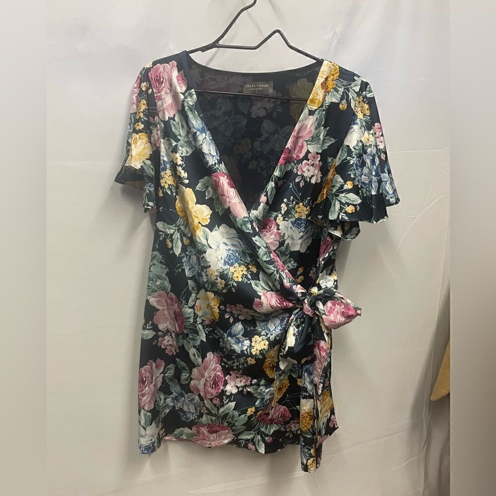 Dress Forum Mini Floral Wrap Dress - Picture 1 of 6